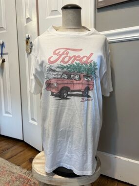 Abercrombie & Fitch White Ford Graphic Tee with Pink Truck